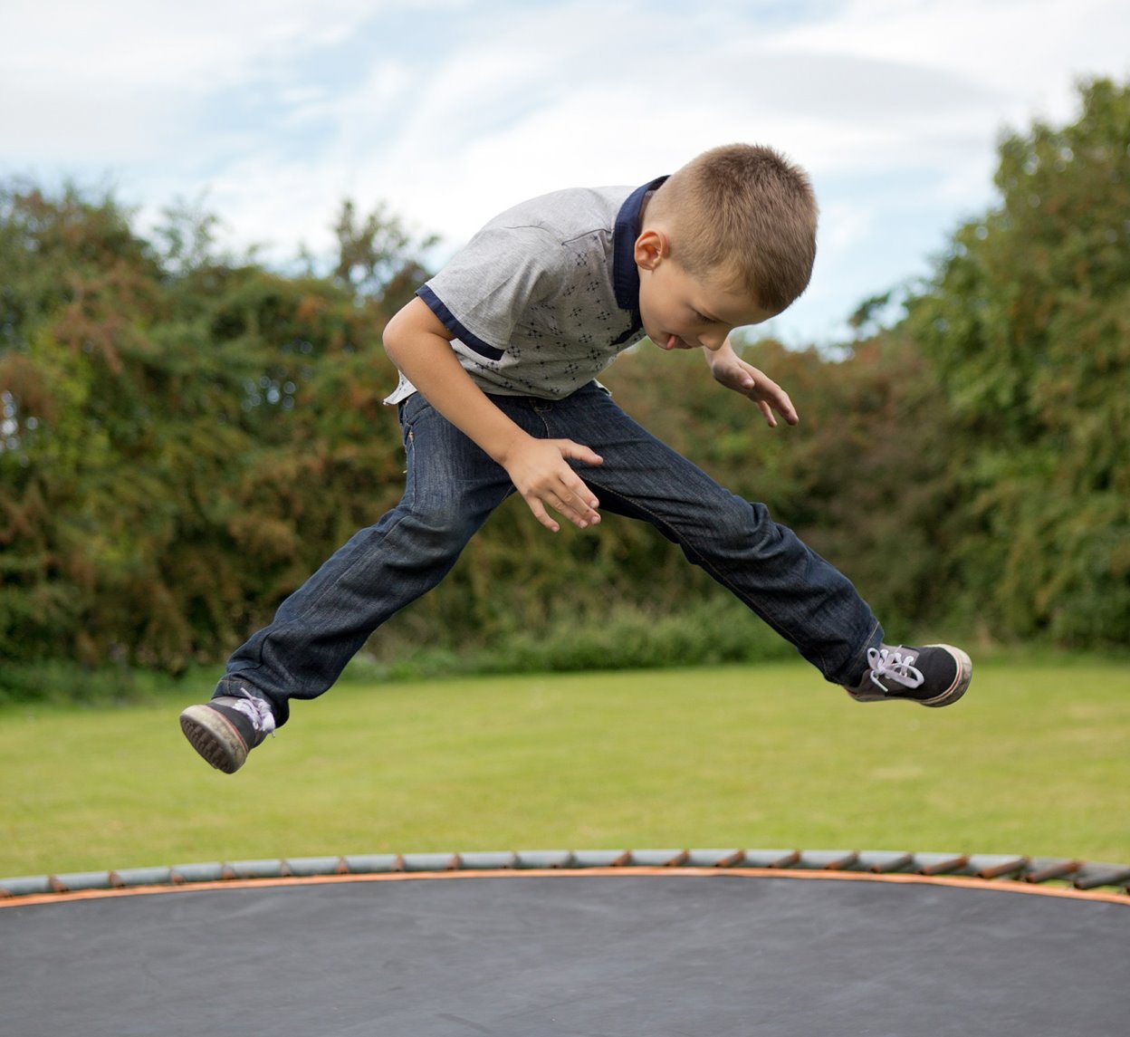 Choose Right Size Trampoline for Kids