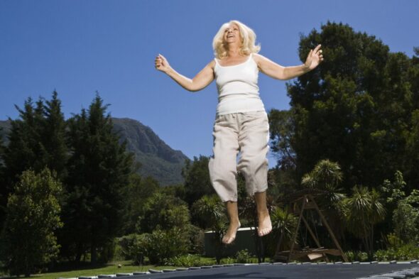 How to Lose Your Tummy With Trampoline Exercises