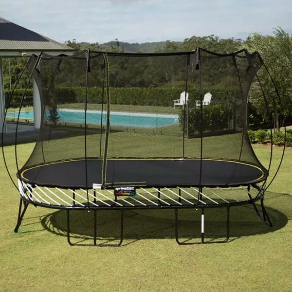 Berg Trampoline Champion Oval 17ft Review