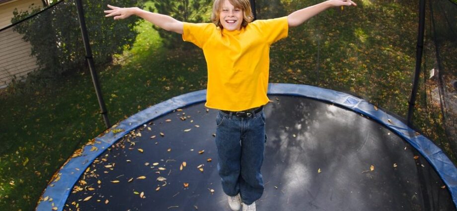 Trampoline Safety Tips for Children
